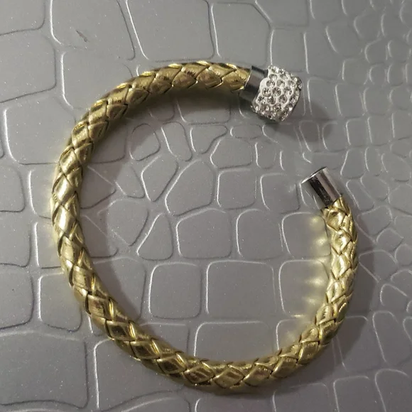 Bracelet - Picture 3 of 6